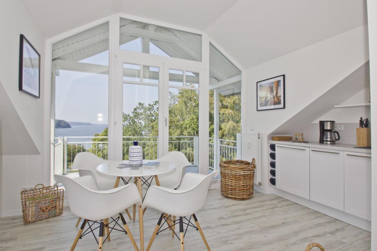 Moderne Ferienwohnung Mit Balkon, Meerblick - Ferienresidenz Zwei Boddenfewo 1-5 Lietzow Ngoại thất bức ảnh