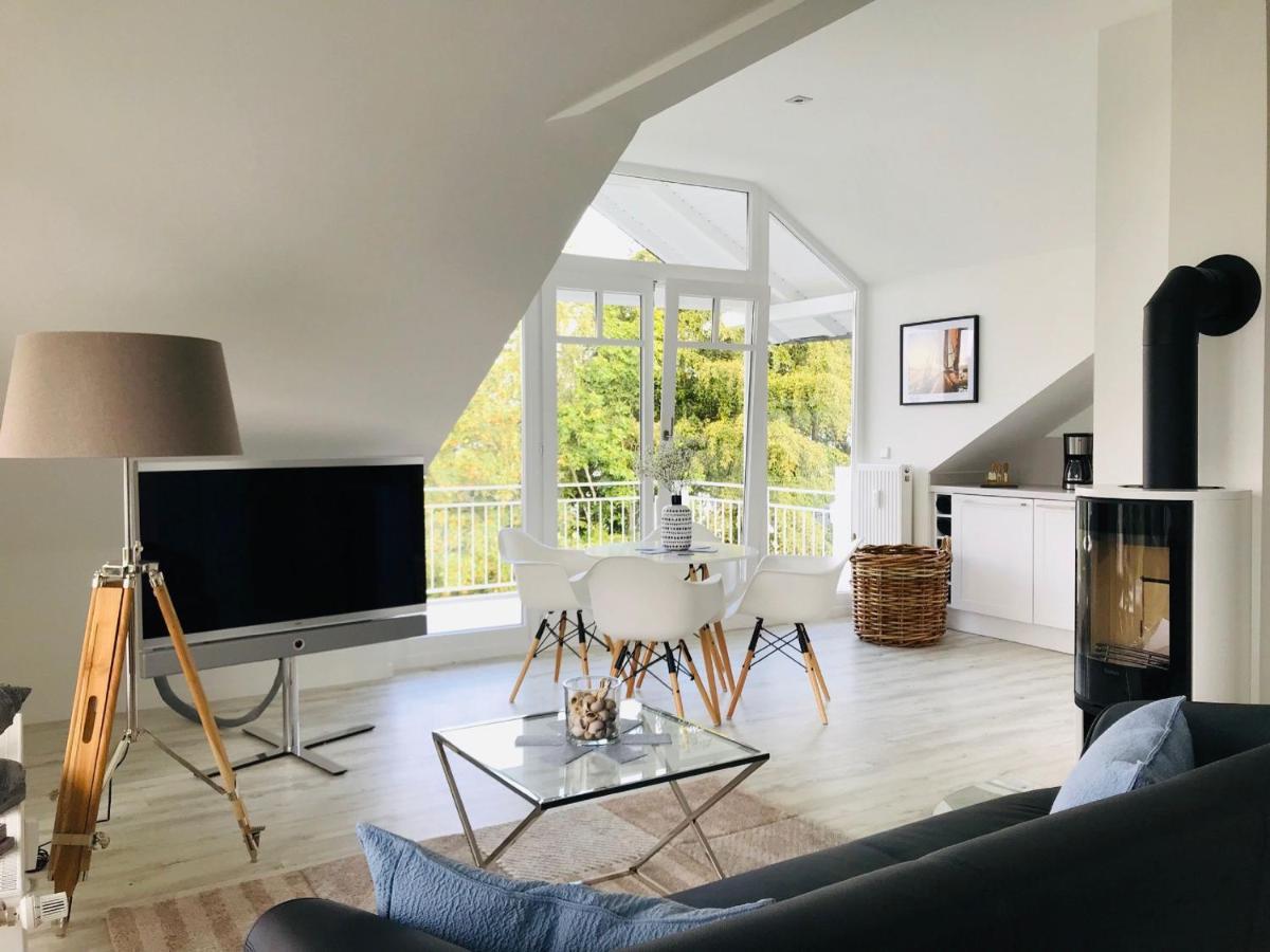 Moderne Ferienwohnung Mit Balkon, Meerblick - Ferienresidenz Zwei Boddenfewo 1-5 Lietzow Ngoại thất bức ảnh