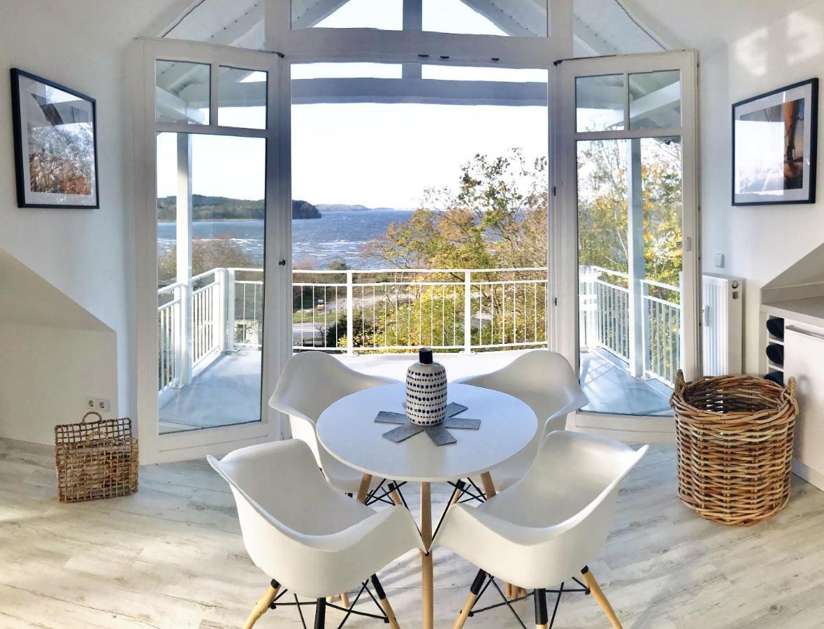 Moderne Ferienwohnung Mit Balkon, Meerblick - Ferienresidenz Zwei Boddenfewo 1-5 Lietzow Ngoại thất bức ảnh