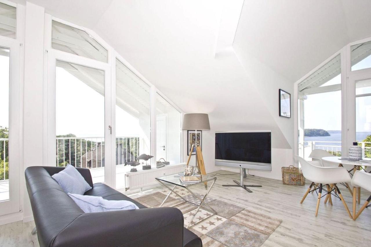 Moderne Ferienwohnung Mit Balkon, Meerblick - Ferienresidenz Zwei Boddenfewo 1-5 Lietzow Ngoại thất bức ảnh